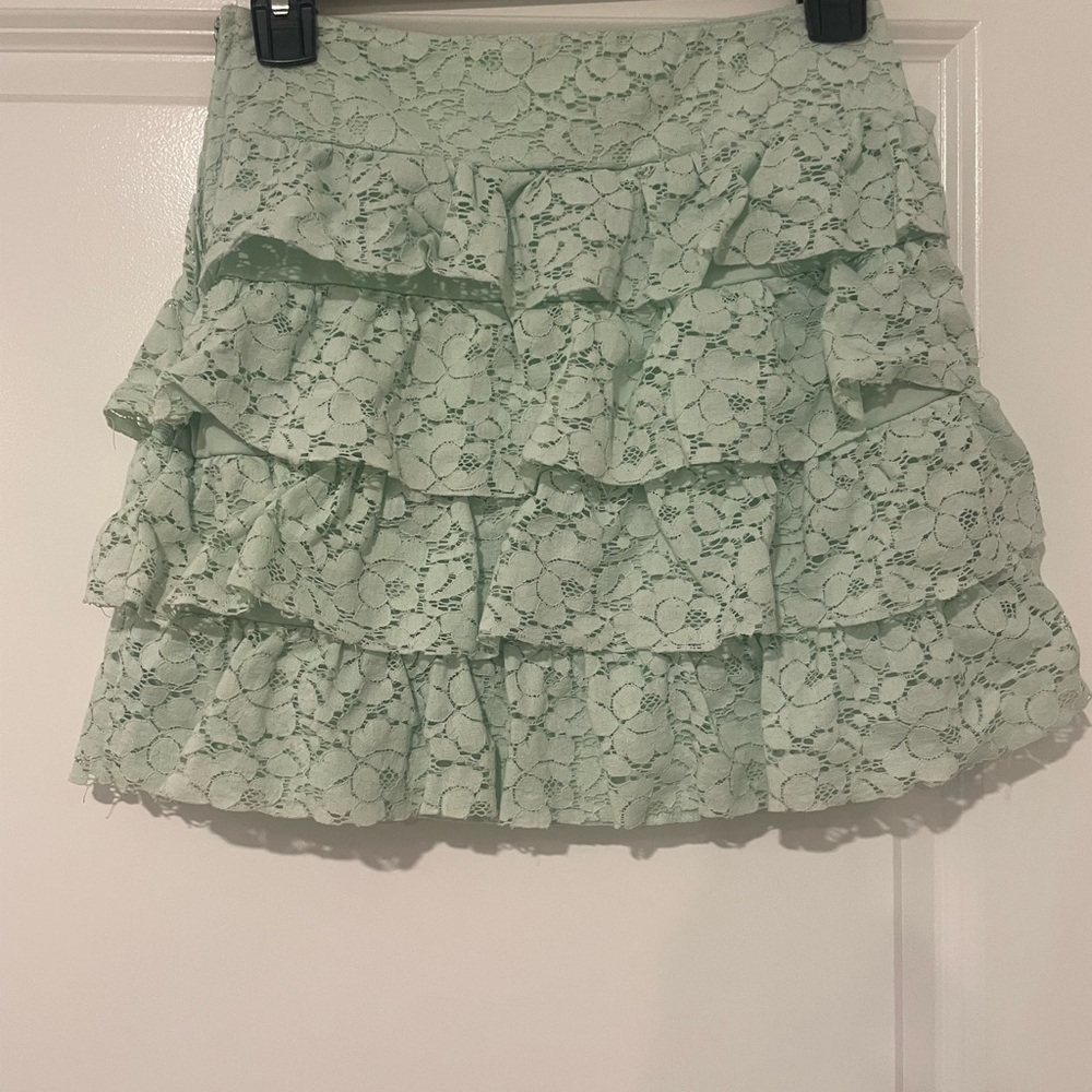 Mint Green Lace Tiered Skirt - Picture 2 of 4